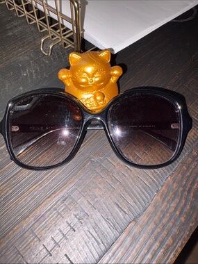 CELINE BLACK OVERSIZED SUNGLASSES CL40172U